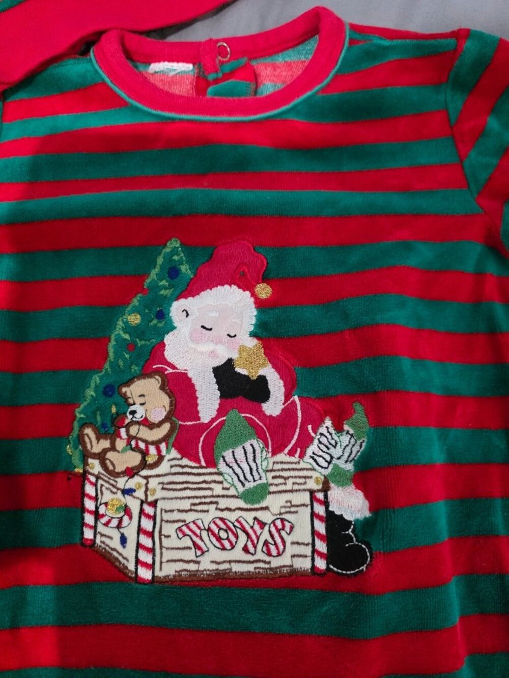 Vtg Christmas Baby Romper & Matching Hat Santa Toys Striped Velour 18 Months - Picture 2 of 10